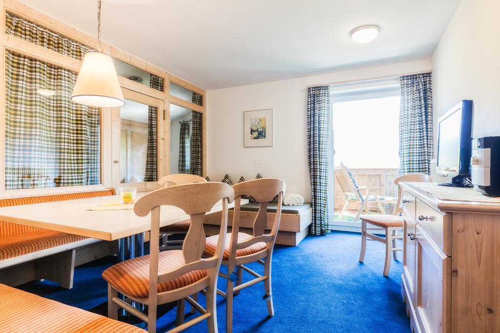 Apartments Margarethe Neukirchen am Großvenediger Pokoj fotografie