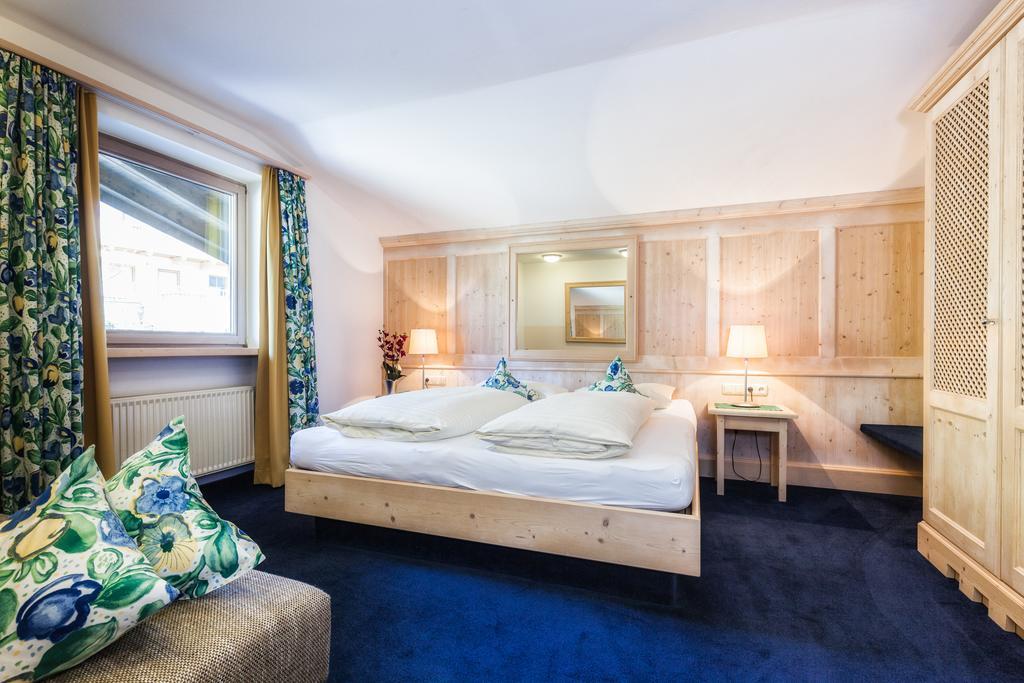 Apartments Margarethe Neukirchen am Großvenediger Pokoj fotografie